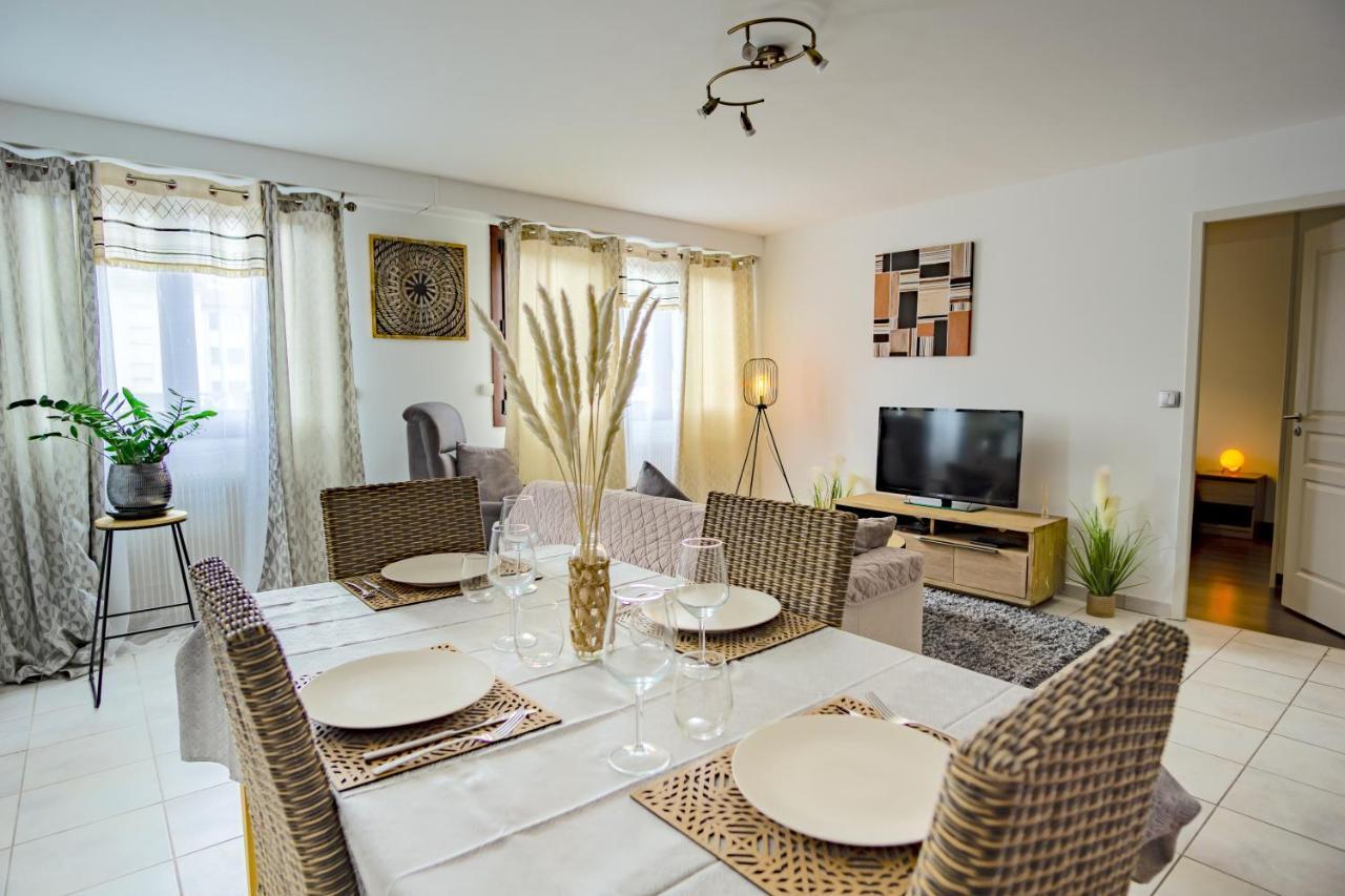 15 Rhone Beau T2 Avec Parking Gratuit Apartment Annecy Luaran gambar